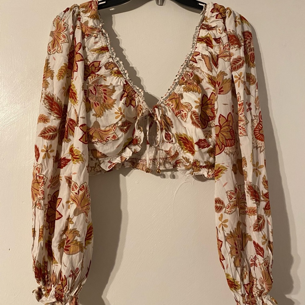 Selfie Leslie White Cream Long Sleeve Crop Blouse